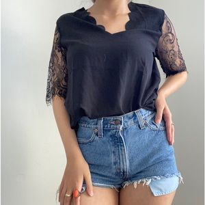 SHEIN V-Neck Lace Trim Sleeve Tee